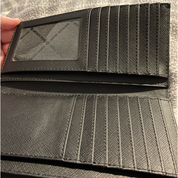 Michael Kors Jet Set Travel Wallet - Black - Picture 7 of 9